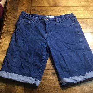 Levi’s Shorts